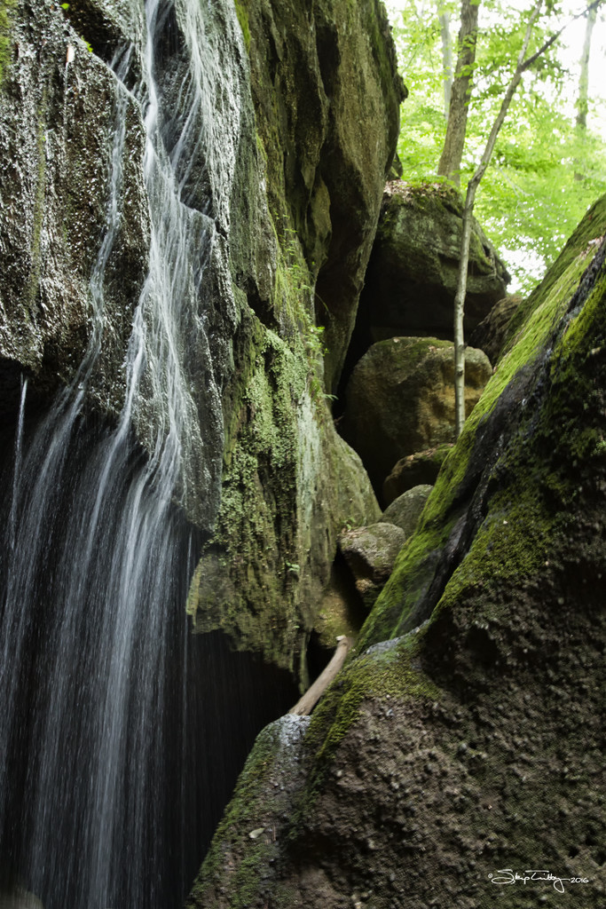 Cascading Waterfalls - Nelson Ledges by skipt07