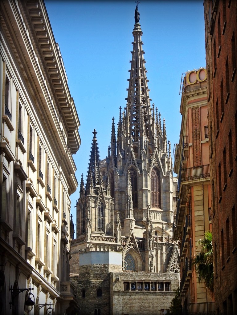 Catedral de Barcelona by yorkshirekiwi