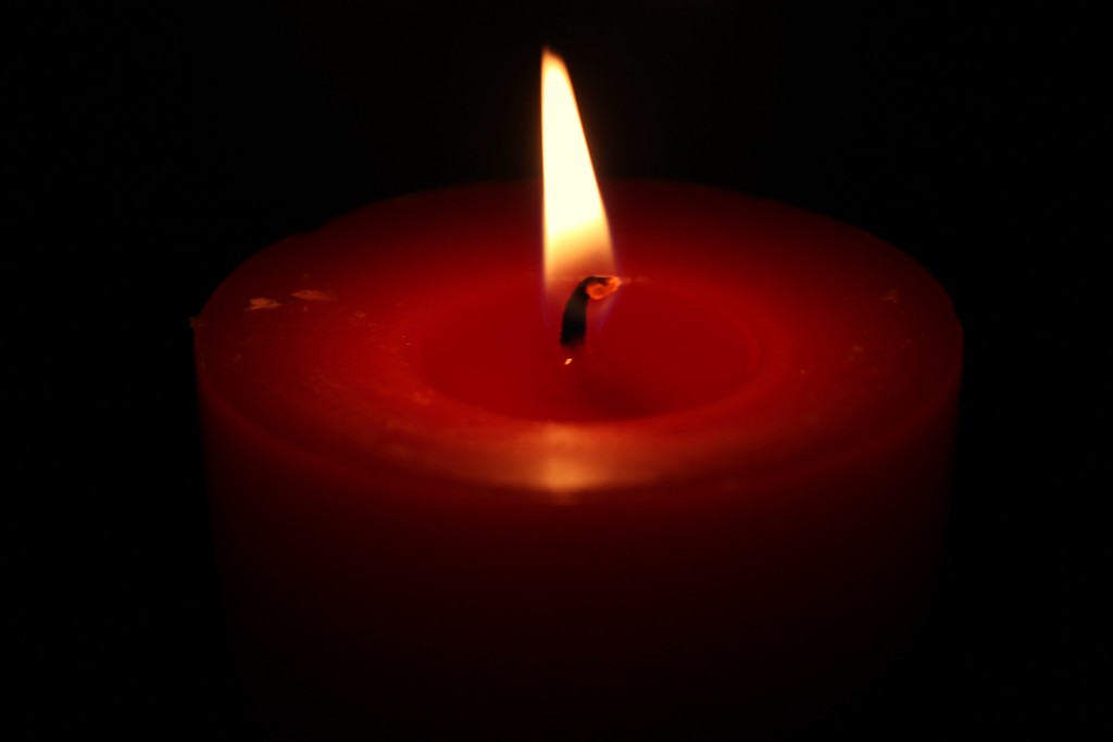 Red 10_Candle by granagringa