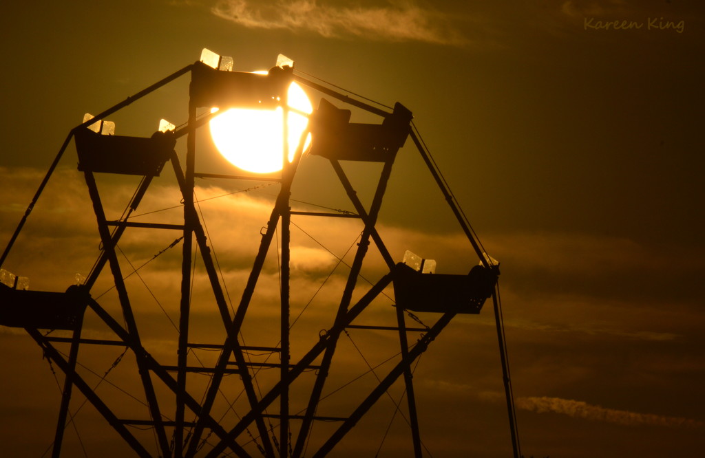 Small Town Ferris Wheel at Sunrise by kareenking