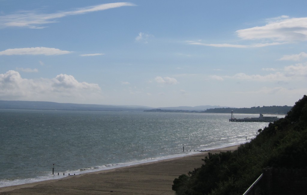Bournemouth Seafront by elainepenney
