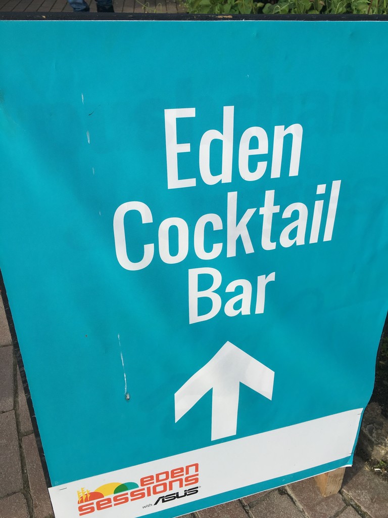Cocktail Bar by cookingkaren