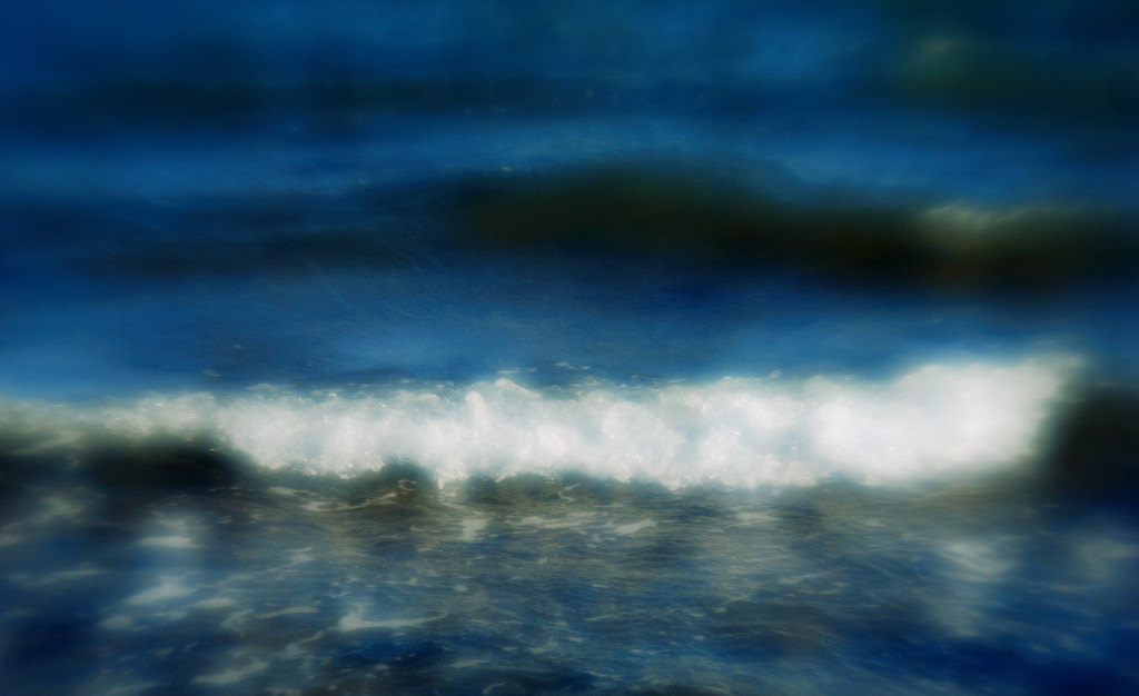 Impressionist Wave by davidrobinson