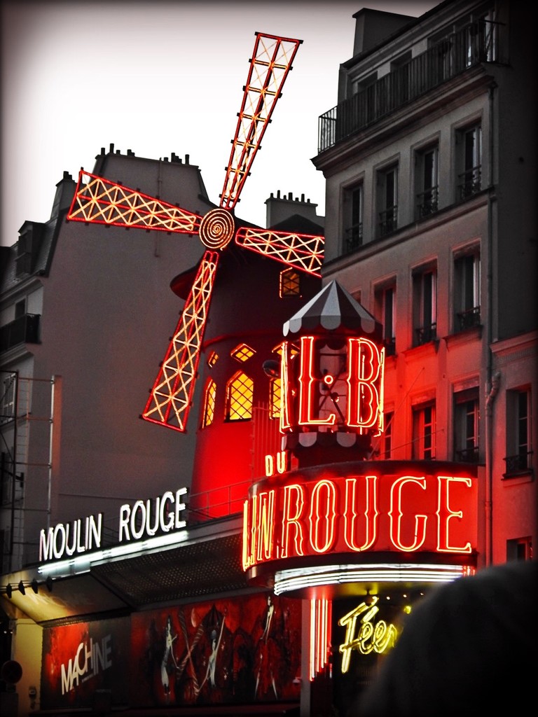 Moulin Rouge by yorkshirekiwi