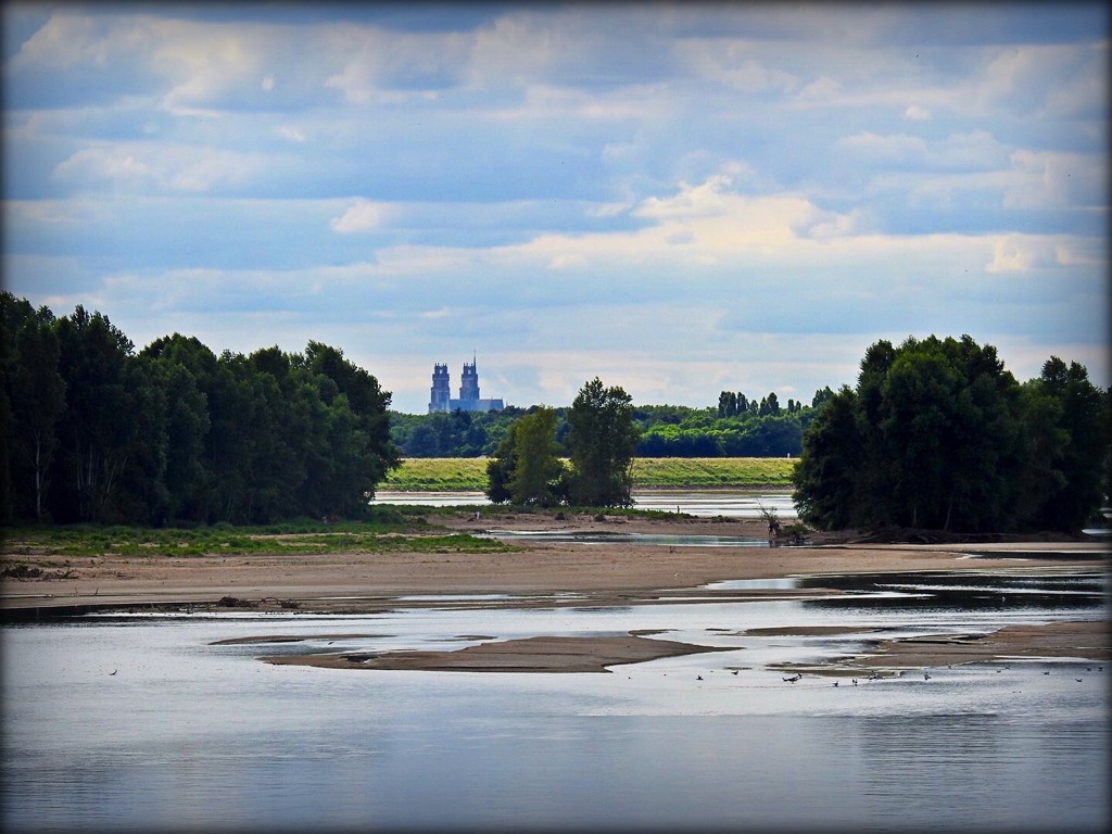 The Loire by yorkshirekiwi