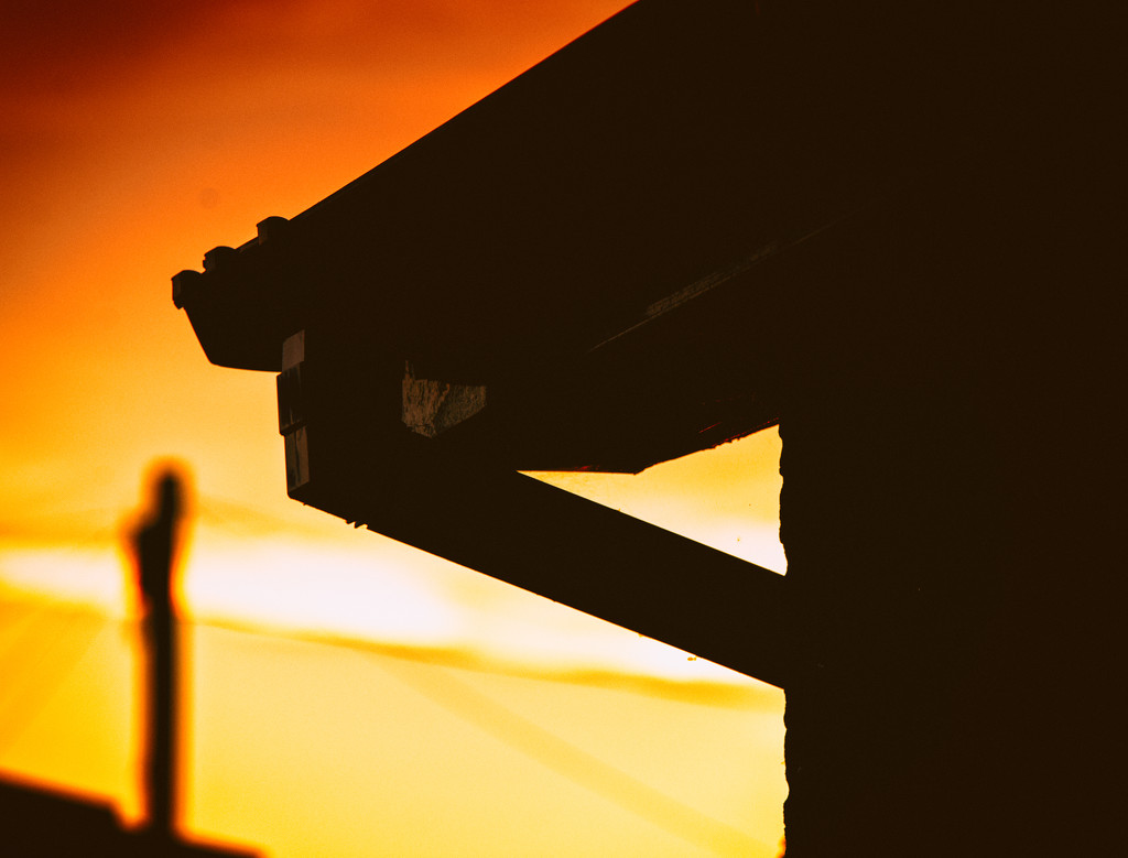 Sunset eaves by manek43509