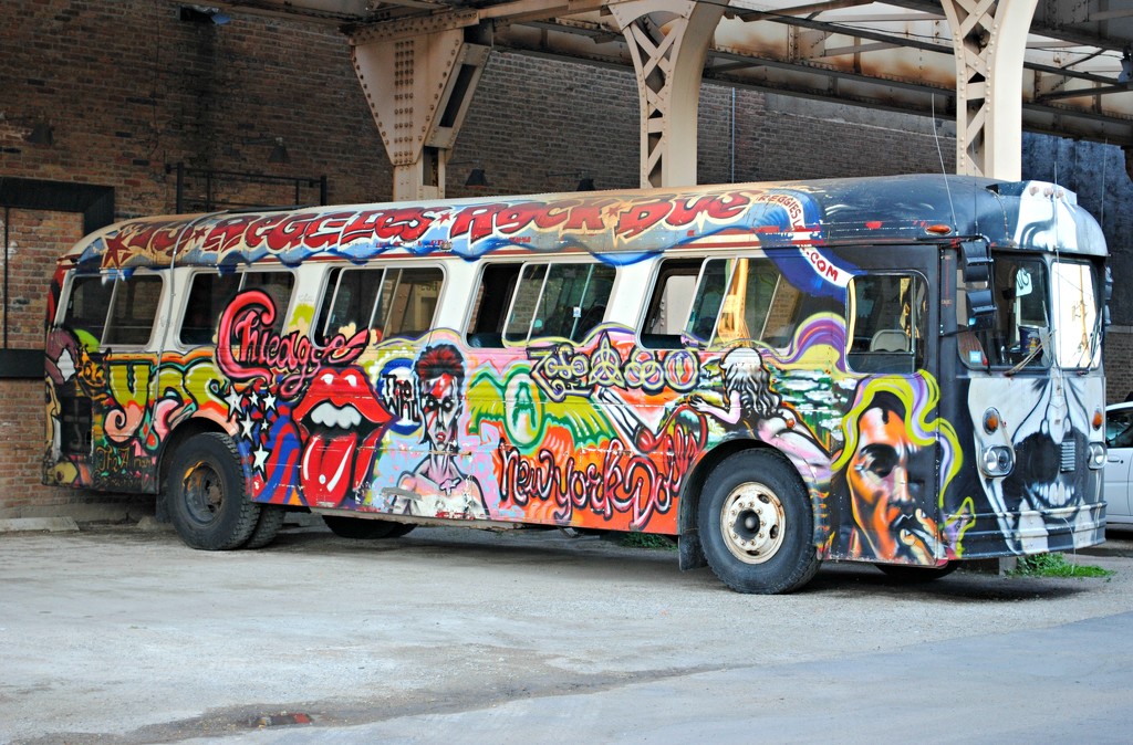 Reggie's Rock Bus by alophoto