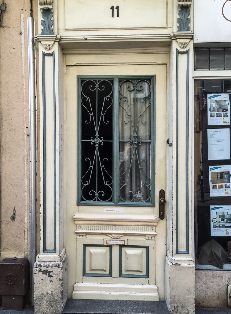The old door by cocobella