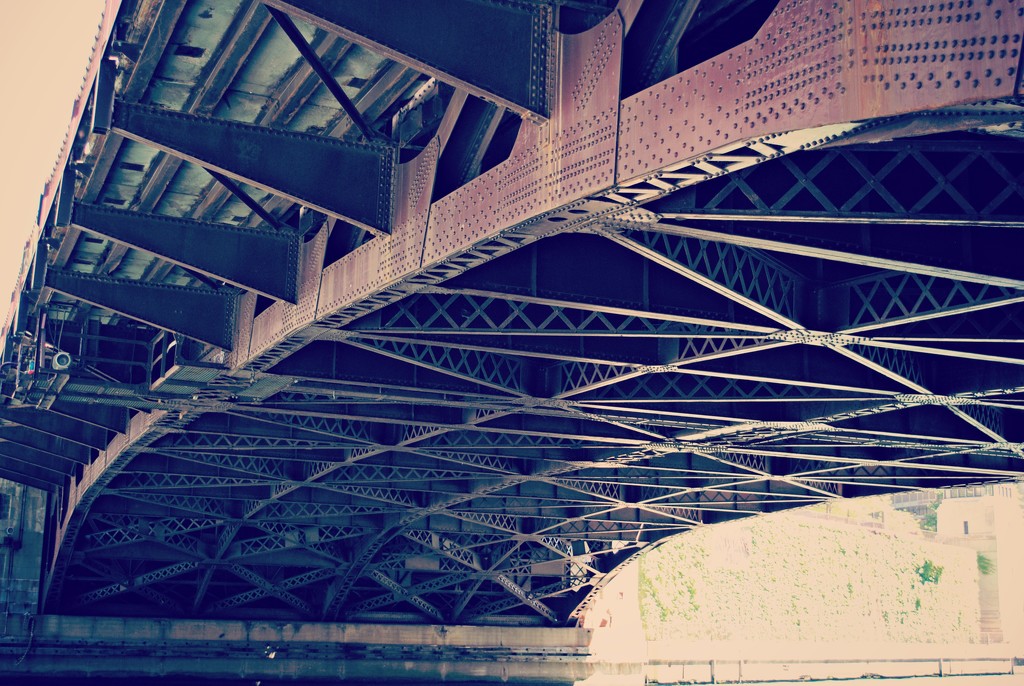 Under the Bridge by alophoto