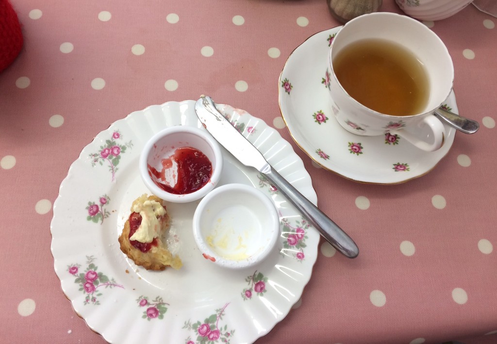 Tea & Scones by elainepenney