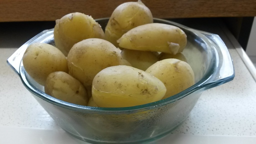 My potatoes  by sarah19