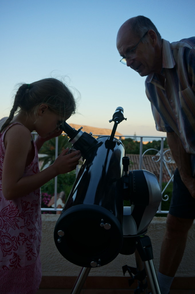 Can I see the moon please Granddad?  by chimfa
