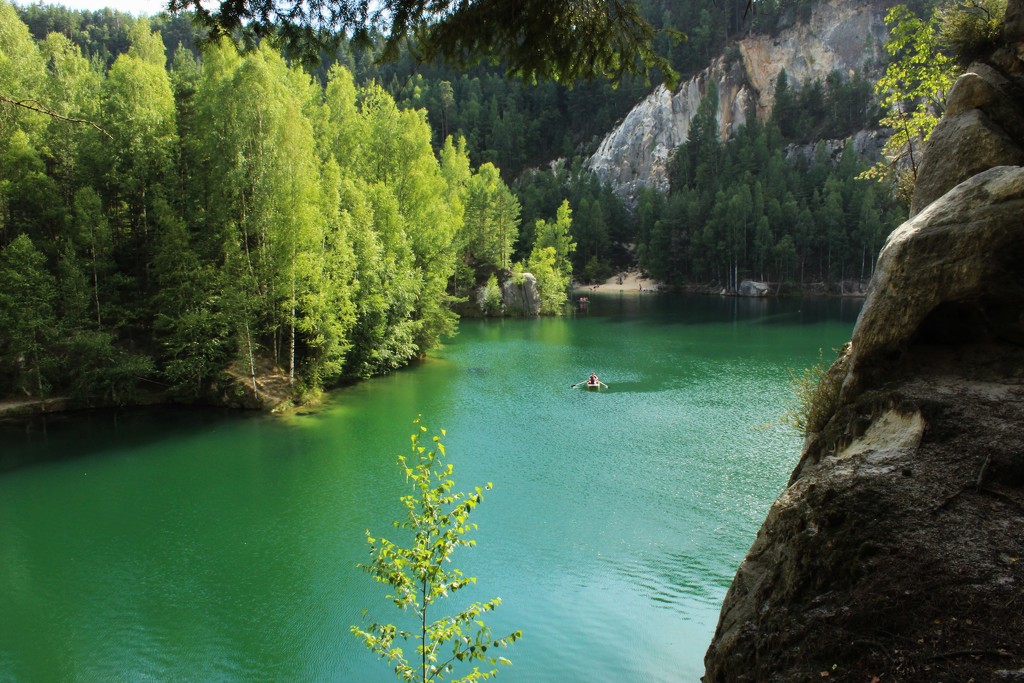Lake in Adršpach Rocks by lucien