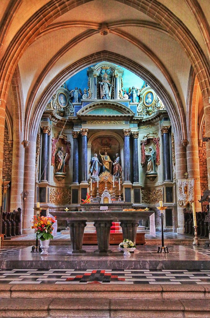 Notre Dame de la Joie by jesperani
