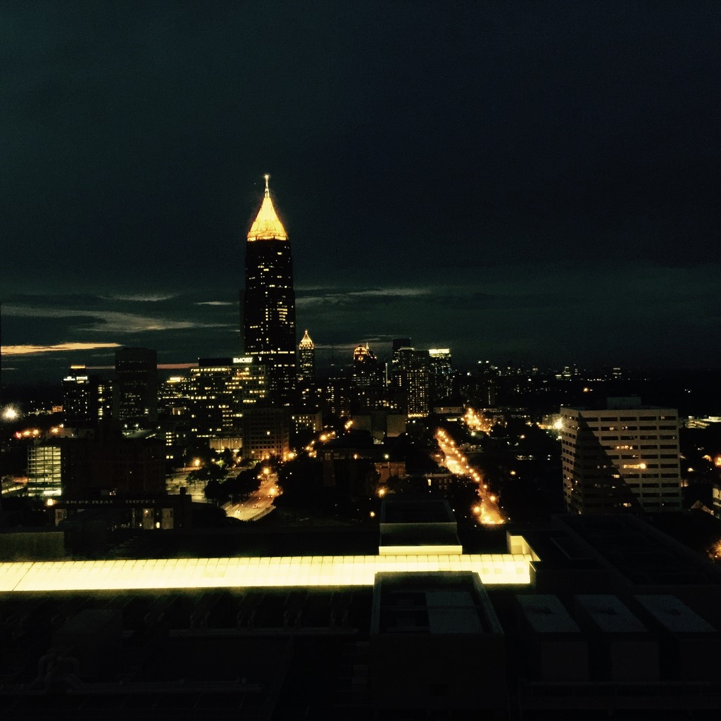 Atlanta at night by kdrinkie