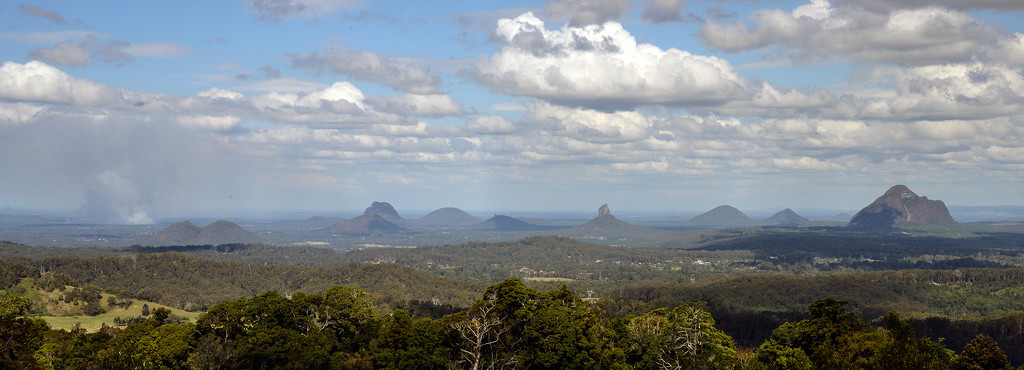 Glasshouse Mountains - with fire. by jeneurell