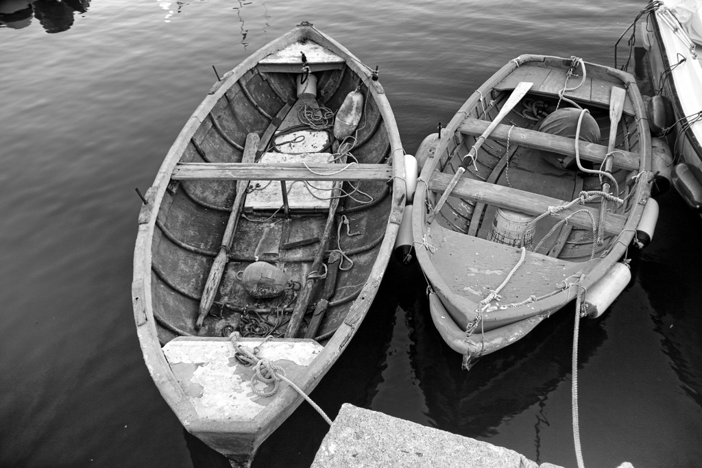 Two boats by spectrum