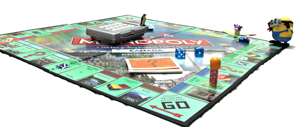 monopoly: electronically canadian by summerfield