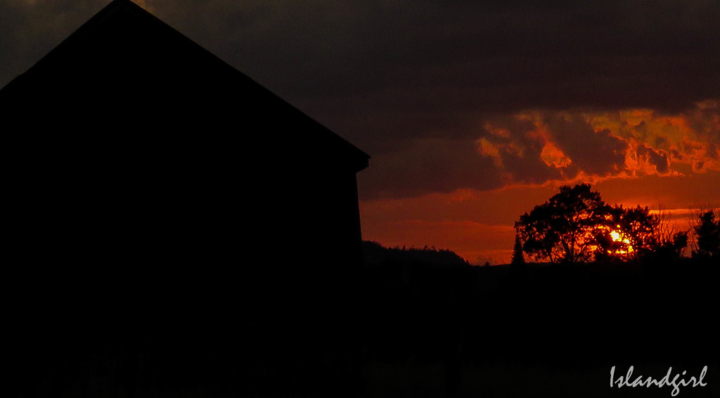 Sunset over the barn by radiogirl