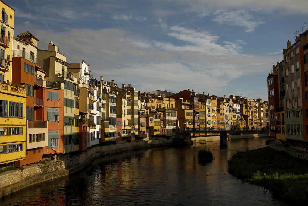 Girona by erinhull