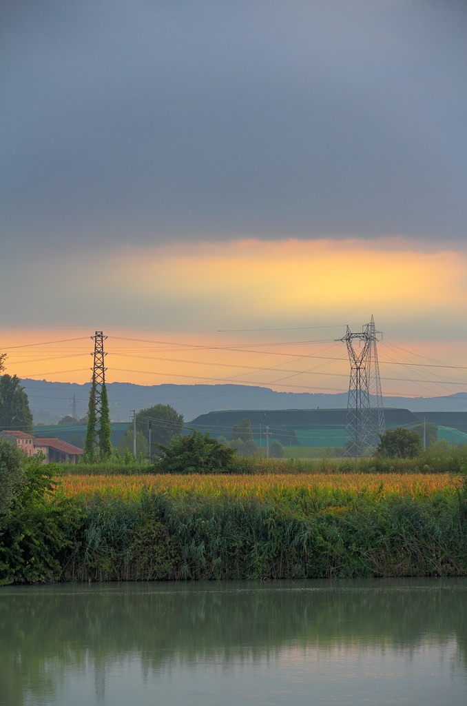 Adige at dawn by spectrum