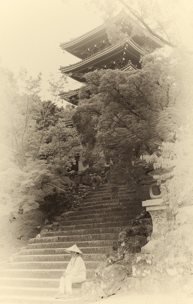 Henro Pilgrim resting at Chikurin-ji  Pagoda by jyokota