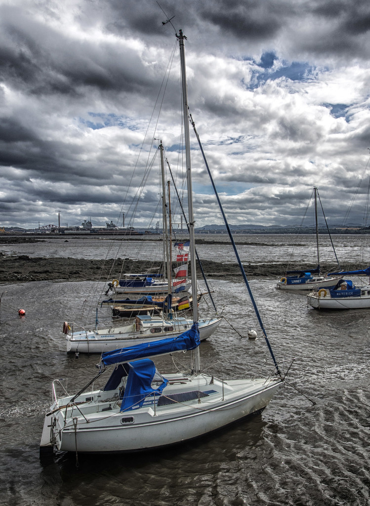 LImekilns  by frequentframes