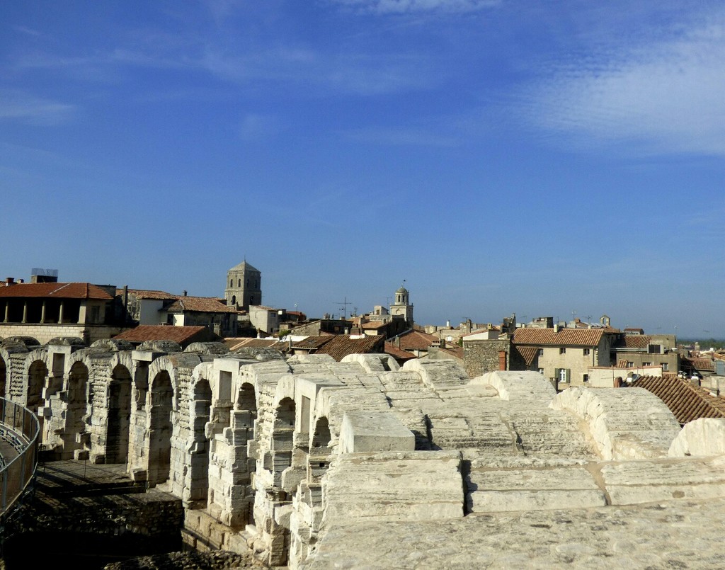 Roman Amphitheatre at Arles by julienne1
