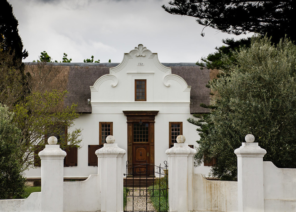 Cape Dutch House by salza