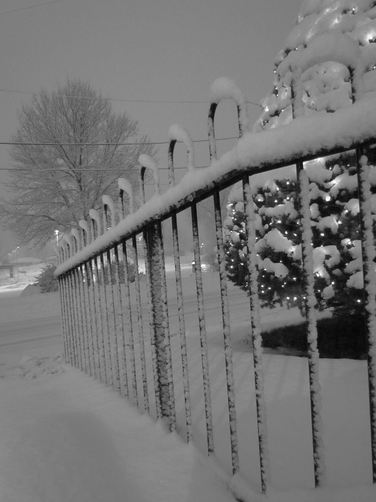 snowy night by juletee