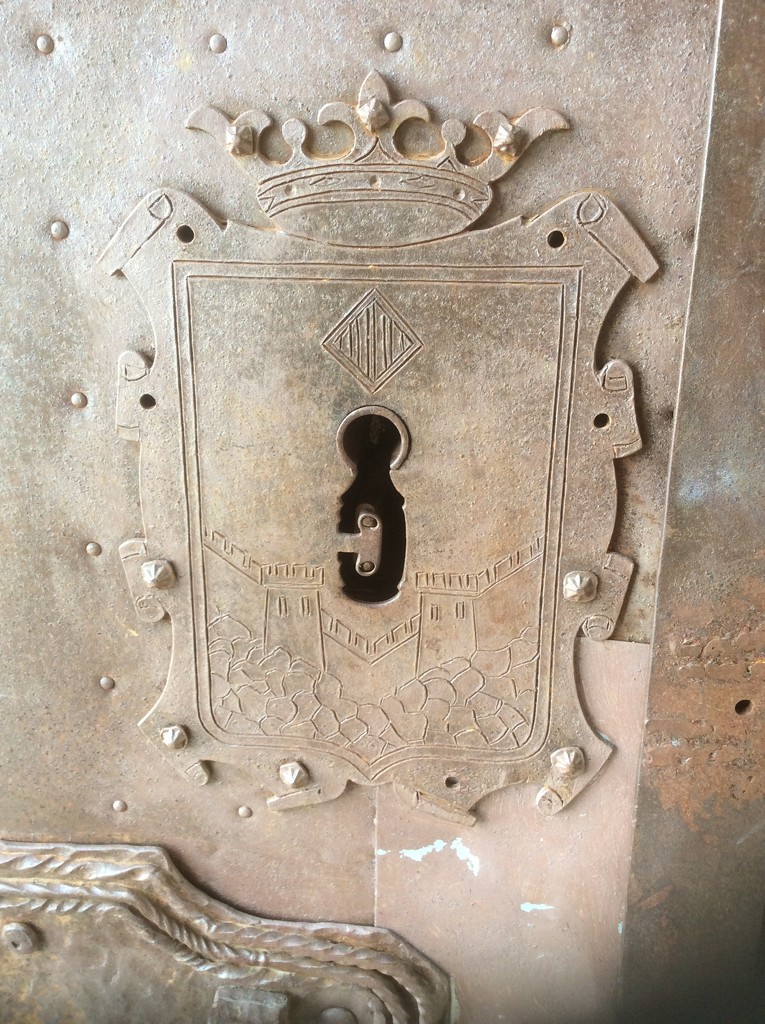 I like old locks too ( different door)  by chimfa