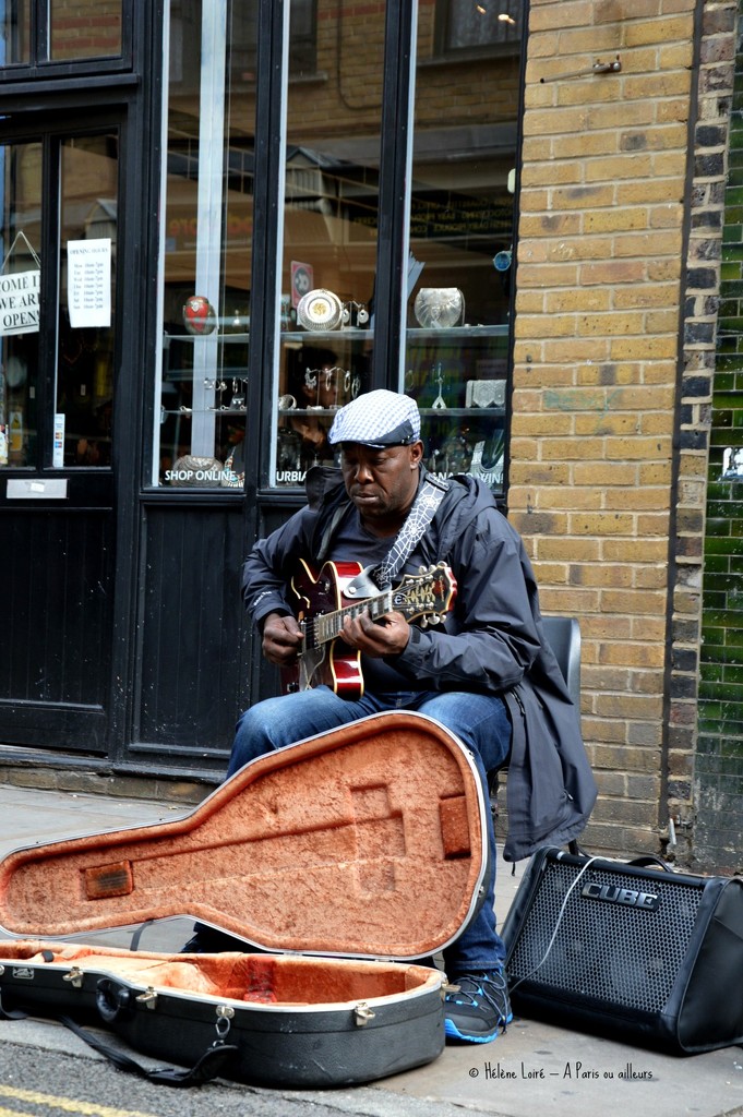 Musician at Brick Lane by parisouailleurs