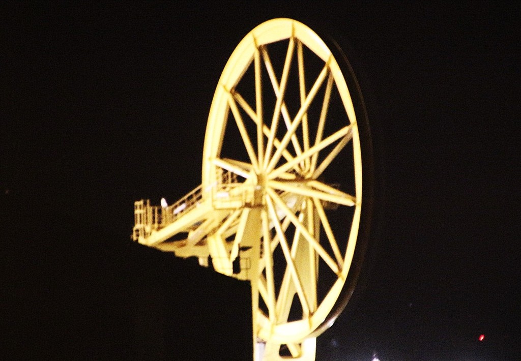 Yellow Wheel by oldjosh