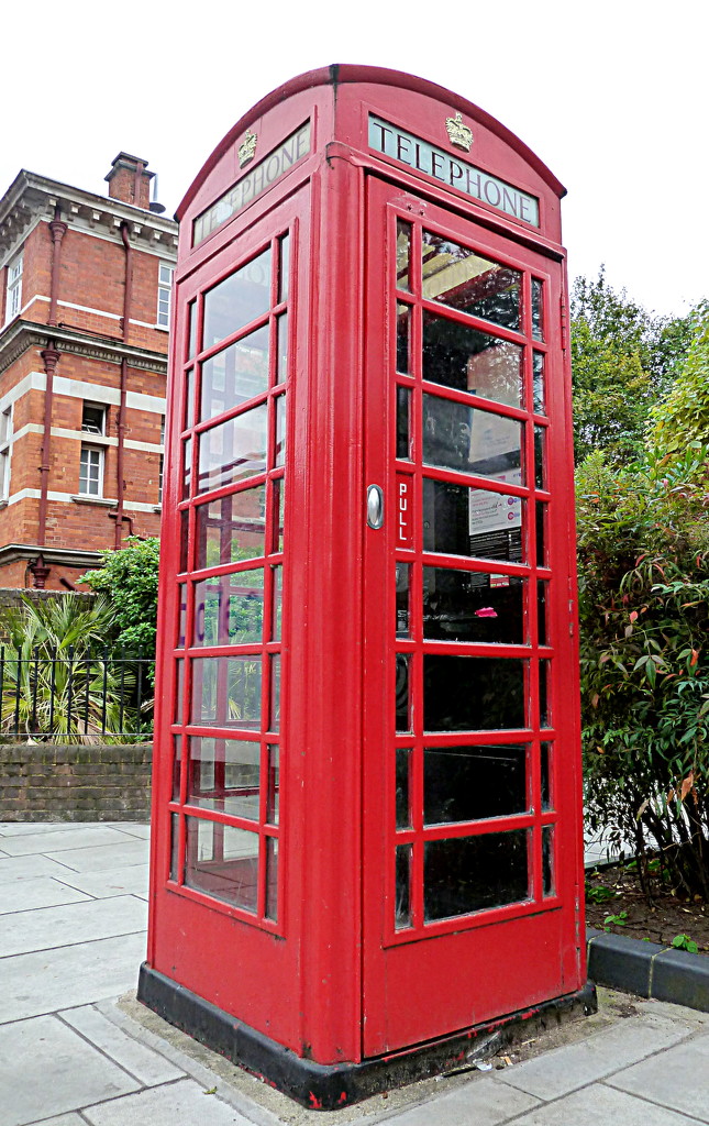 T is for telephone box by boxplayer