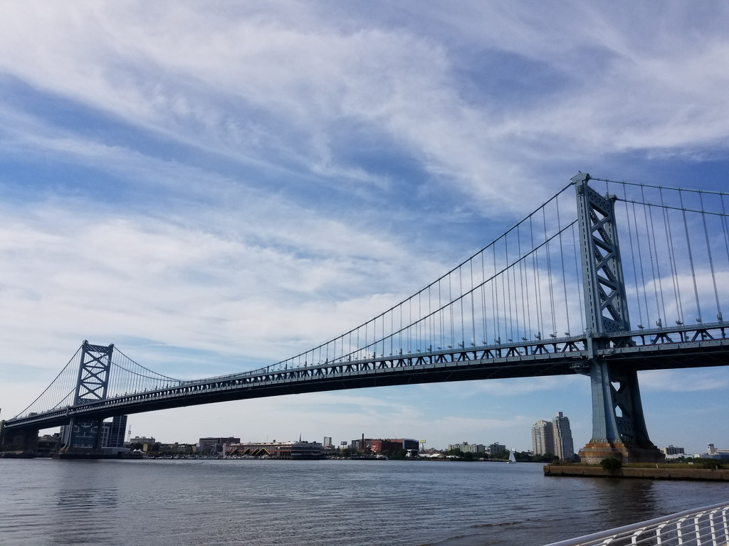 Benjamin Franklin Bridge by swchappell