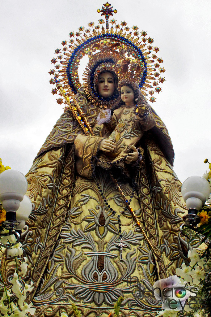 Nuestra Señora del Santísimo Rosario by iamdencio