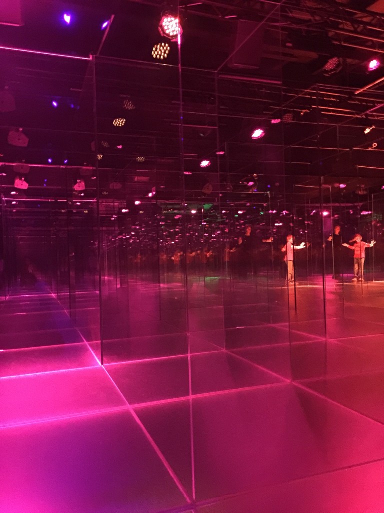 Pink glass labyrinth  by cocobella