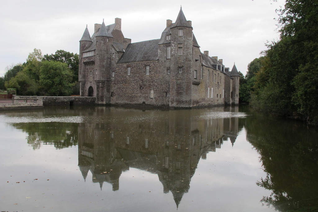 Château de Trecesson by s4sayer