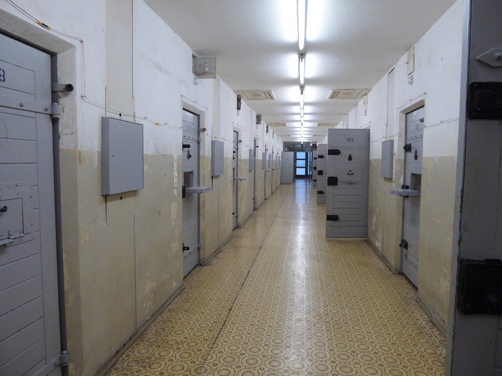 Stasi Prison Hohenschoenhausen by cmp
