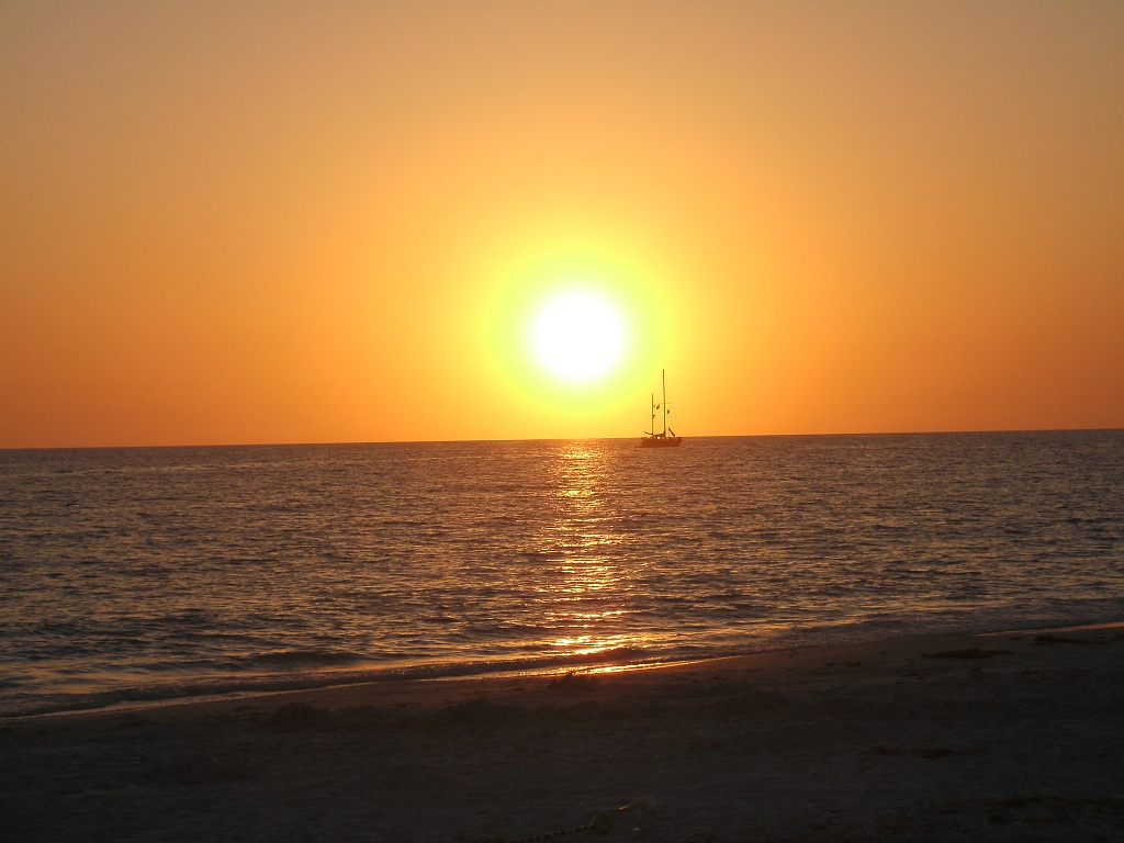 Sunset at Honeymoon Island, Florida by mandyj92