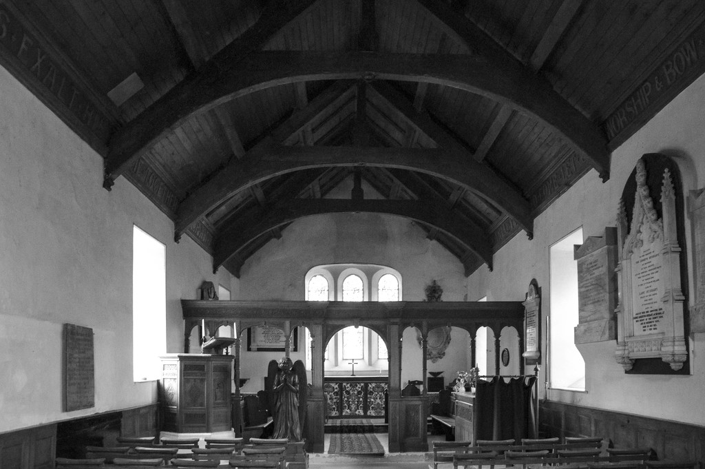 Interior St Beuno Church by overalvandaan