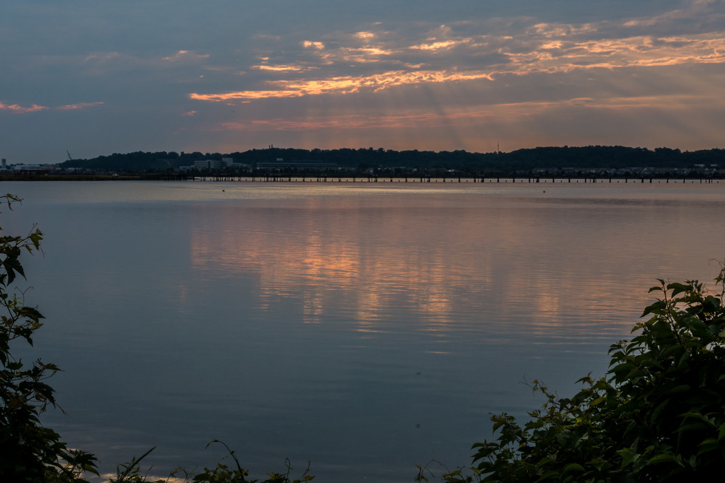Sunrise over Potomac near DCA by jbritt