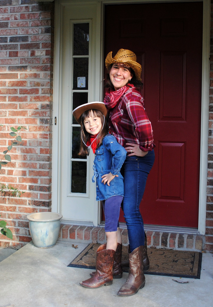 She and Me: We're Cowgirls by alophoto