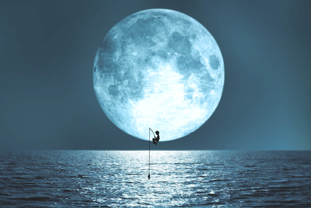 Fishing in the Moonlight by gavincci