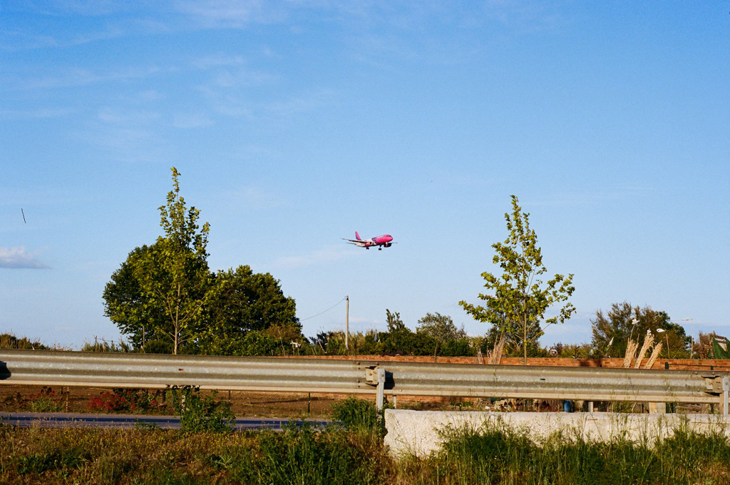 Wizz Air  Airbus Landing by jborrases