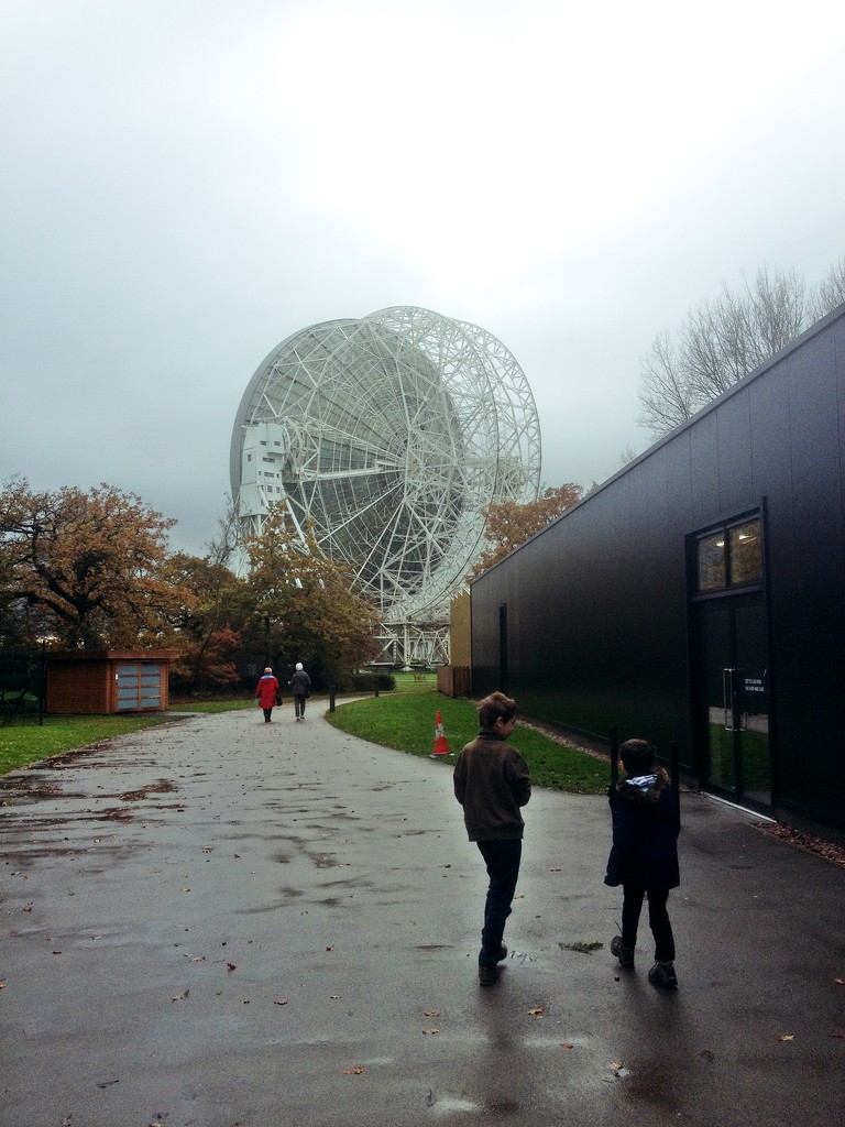 Jodrell Bank by sabresun