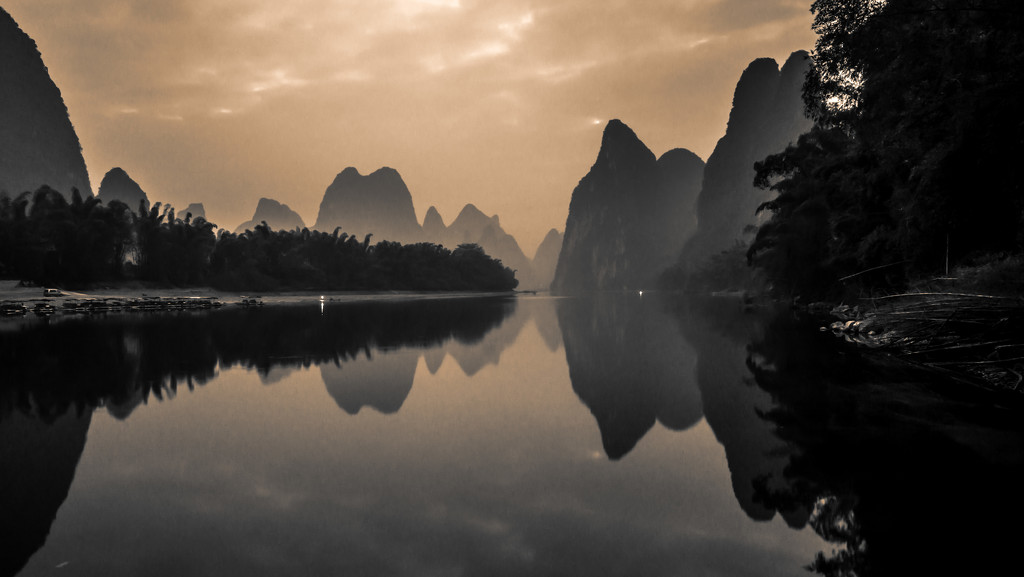 Before the Workday on the Li River Begins by taffy