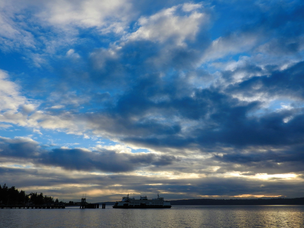 Late Afternoon Sky by seattlite