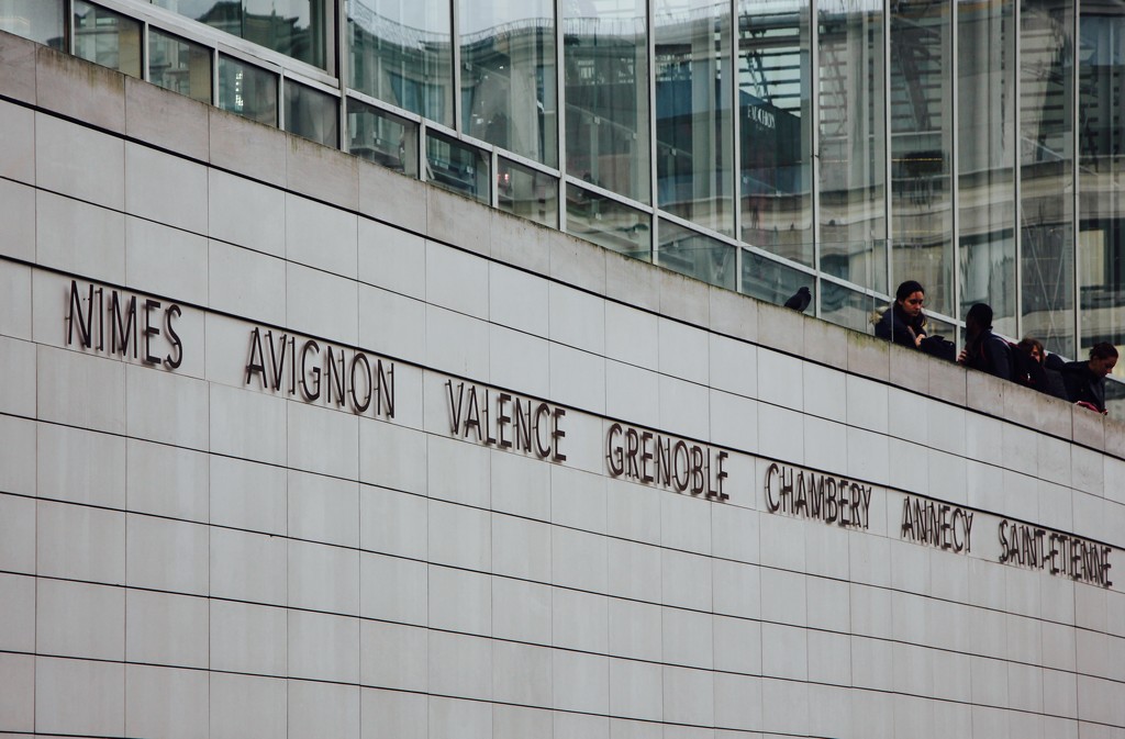 Gare de Lyon  by jamibann