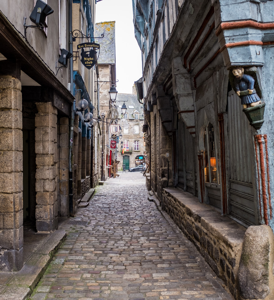 Project 52: Week 48 - The Streets of old Dinan by vignouse